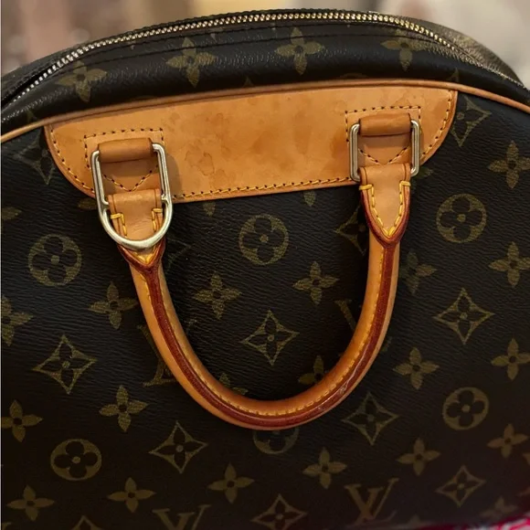 Louis Vuitton Trouville Monogram handbag - Picture 6 of 16